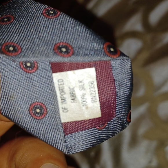 Adolfo Dark Grey 100% Silk Men’s Tie - Picture 4 of 4